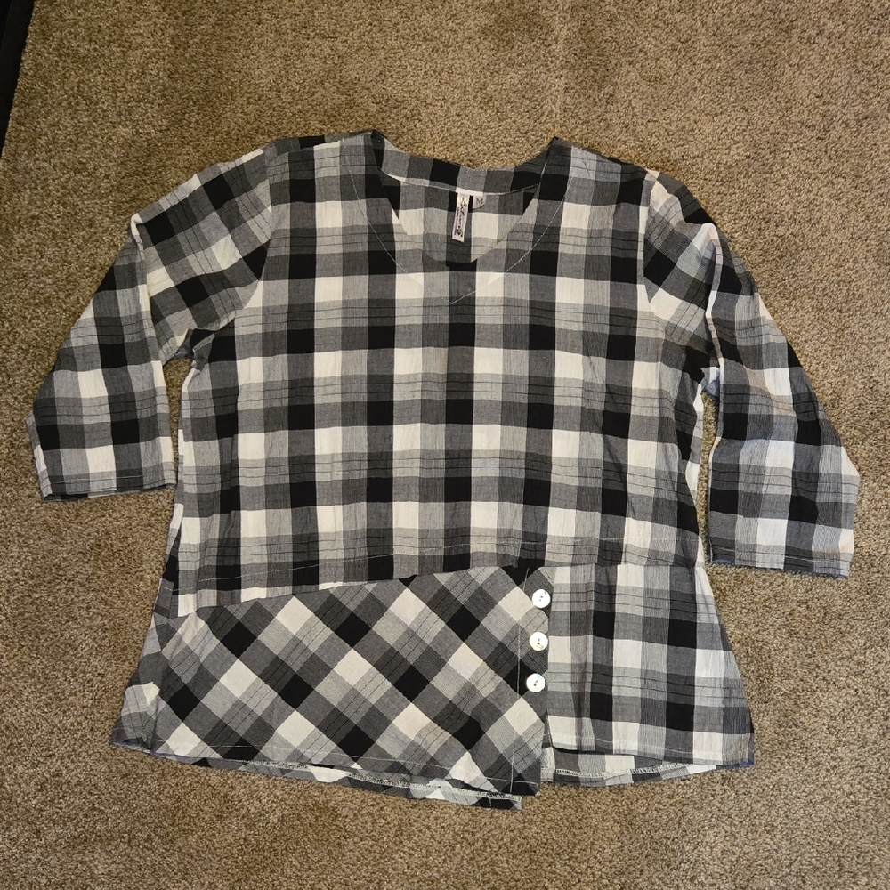 Plaid Womens Shirt - Black and White
